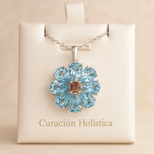 Floral-shaped natural aquamarine pendant with handmade craftsmanship.