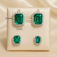 Nano emerald and quartz earrings with 15.4mm x 11.6mm dimensions