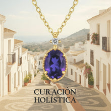 Curación Holística healing gemstone necklace displayed under studio lighting”