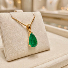 Exquisito Collar de Lágrima de Esmeralda Nano de Edición Limitada en Plata de Ley sin Níquel Chapada en Oro de 18K – Joyería Artesanal Española por Curación Holística | Colgante de Sanación Holística