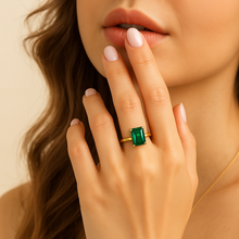 Luxury green statement ring in 18k gold plated silver