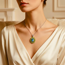 Handmade Limited Edition Swiss Blue Topaz & Natural Peridot Sterling Silver Flower Necklace Pendant | Curación Holistica | Spanish Artisan Craftsmanship | Hypoallergenic S925 Silver | Healing Gemstone Jewelry