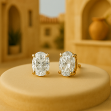 Celestial Reflection – Handmade White Quartz Stud Earrings | Gold-Plated Sterling Silver | Curación Holística - Curacíon Holística