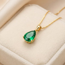 Exquisite Limited Edition Nano Emerald Teardrop Necklace in 18K Gold Plated Nickel-Free Sterling Silver – Handmade Spanish Statement Jewelry by Curación Holística | Holistic Healing Pendant