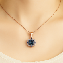 	Statement London topaz jewelry pendant in sterling silver