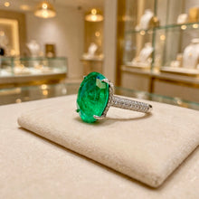Exclusive Nano Emerald & White Quartz Statement Ring | Nickel-Free 925 Sterling Silver | Curación Holistica