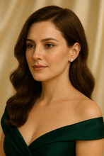 Celestial Reflection – Handmade White Quartz Stud Earrings | Gold-Plated Sterling Silver | Curación Holística - Curacíon Holística