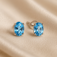 •	Fine Handmade Sterling Silver Jewelry Close-Up