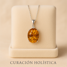 Luxury gift packaging for Curación Holística citrine necklace