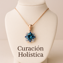 Elegant handcrafted necklace by Curación Holística