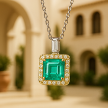 Handmade Emerald and White Quartz Halo Necklace in Sterling Silver and Gold | Curación Holística | Exclusive Artisan Statement Jewelry - Curacíon Holística