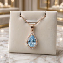 Collar exclusivo con lágrima de aguamarina | Plata de ley 925 bañada en oro rosa sin níquel | Joyería artesanal española de edición limitada por Curación Holística