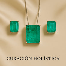 Curación Holística logo beneath gemstone set