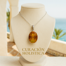 Luxury gift packaging for Curación Holística citrine necklace on full bust in Nerja Spain 
