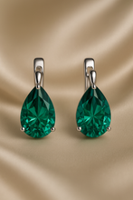 “Handmade Nano-Emerald Drop Earrings in Sterling Silver – Artisan Statement Jewelry by Curación Holística.”