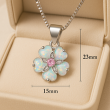 Handmade White Opal & Rose Quartz Flower Necklace in Sterling Silver | Curación Holística Exclusive - Curacíon Holística