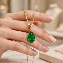 Exquisito Collar de Lágrima de Esmeralda Nano de Edición Limitada en Plata de Ley sin Níquel Chapada en Oro de 18K – Joyería Artesanal Española por Curación Holística | Colgante de Sanación Holística