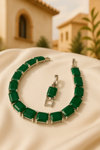 Handmade Emerald Sterling Silver Bracelet | Exclusive Boho Statement Jewelry - Curacíon Holística