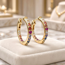 Pendientes de aro con gemas arcoíris hechos a mano | Plata de ley, chapado en oro de 18k, sin níquel | Artesanía española, serie limitada