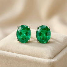 Handmade Limited Edition Natural Diopside Oval Stud Earrings in Sterling Silver | Curación Holística | Spanish Artisan Craftsmanship | Hypoallergenic S925 | Healing Gemstone Jewelry