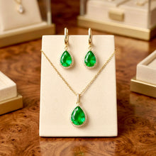 Juego de Collar y Pendientes de Lágrima Nano Esmeralda | Plata de Ley Chapada en Oro de 18k Hecho a Mano | Serie Lágrima Edición Limitada Curación Holística