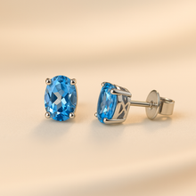 •	Artisanal Jewelry Bench – Crafting Process