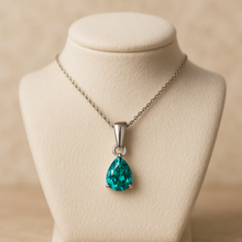 “Close-up of Pear-Shaped Nano-Emerald Pendant in 925 Sterling Silver”
	3.	“Elegant Boho Style Nano-Emerald Necklace for Women - Handmade Jewelry”