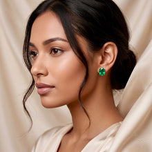 Handmade Limited Edition Natural Diopside Oval Stud Earrings in Sterling Silver | Curación Holística | Spanish Artisan Craftsmanship | Hypoallergenic S925 | Healing Gemstone Jewelry