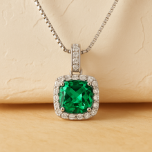 Radiant Nano Emerald Pendant in Sterling Silver – Luxury Healing Necklace - Curacíon Holística