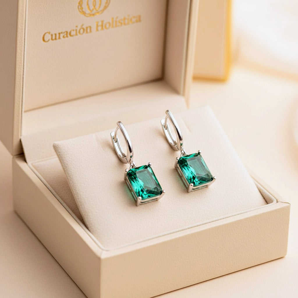 Pendientes de plata de ley con nanoesmeralda: diseño exclusivo hecho a mano