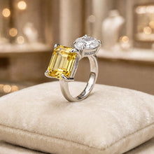 Anillo ajustable de citrino y cuarzo blanco en plata de ley. Exclusividad artesanal de Curación Holística.