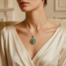 Handmade Limited Edition Swiss Blue Topaz & Natural Peridot Sterling Silver Flower Necklace Pendant | Curación Holistica | Spanish Artisan Craftsmanship | Hypoallergenic S925 Silver | Healing Gemstone Jewelry