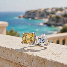 Anillo ajustable de citrino y cuarzo blanco en plata de ley. Exclusividad artesanal de Curación Holística.